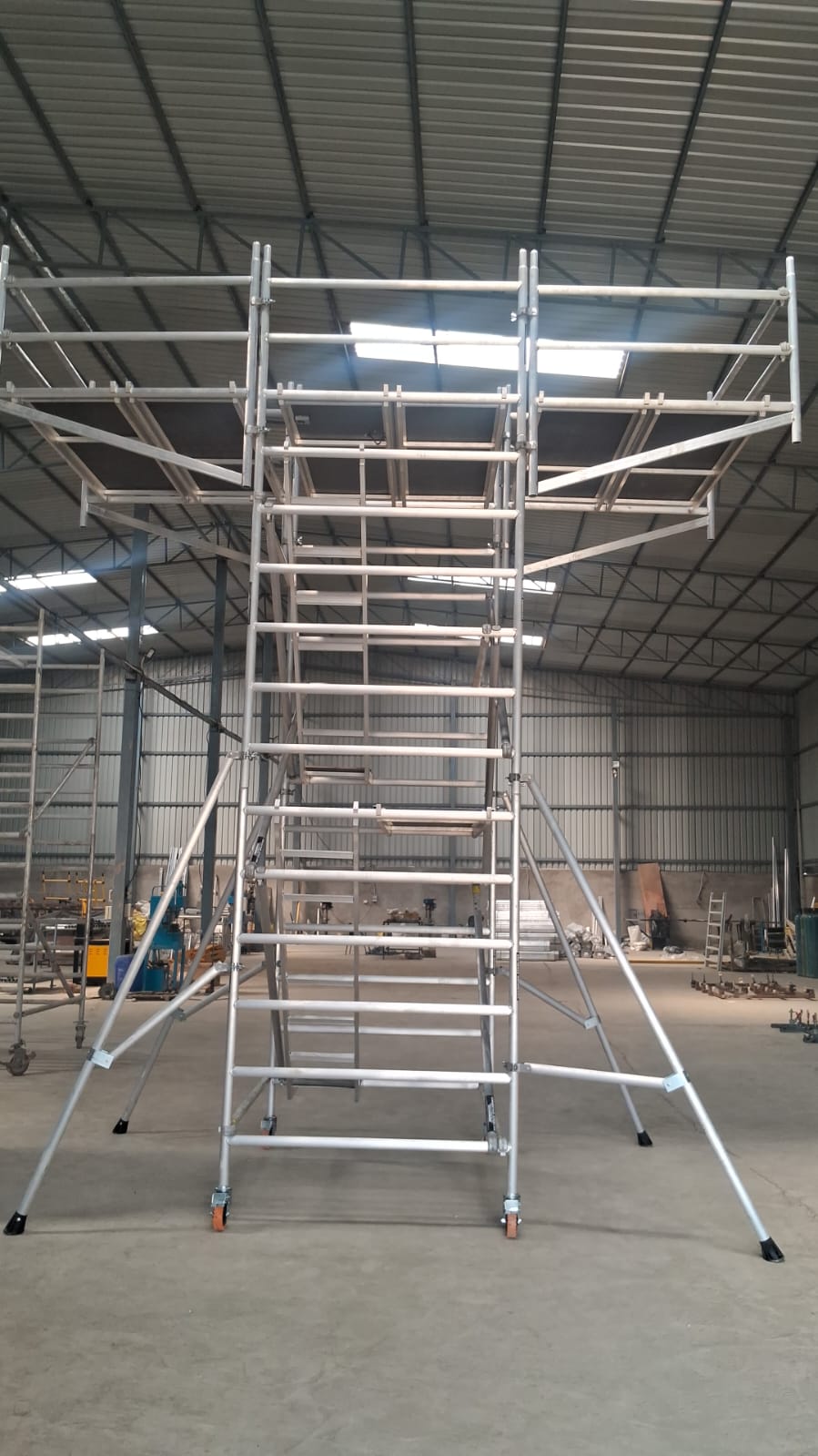 Heavy Duty Aluminum Stairway Scaffold Towers - XO Range 